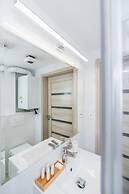 Modern Studios Stachowicza by Renters