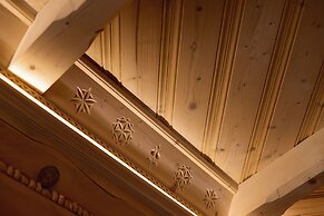 Zasypane House by Renters Prestige