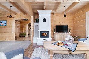 Zasypane House by Renters Prestige