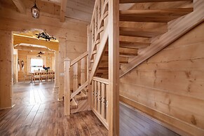 Zasypane House by Renters Prestige