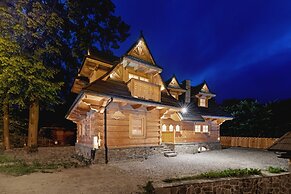 Zasypane House by Renters Prestige