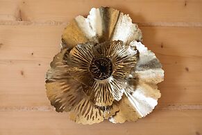 Zasypane House by Renters Prestige