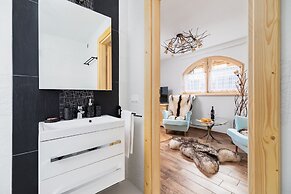 Zasypane House by Renters Prestige