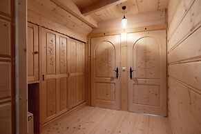 Zasypane House by Renters Prestige