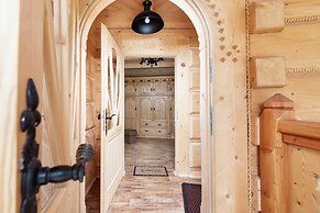 Zasypane House by Renters Prestige