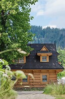 Zasypane House by Renters Prestige