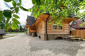 Zasypane House by Renters Prestige