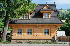 Zasypane House by Renters Prestige