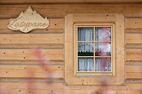 Zasypane House by Renters Prestige