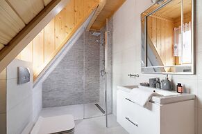 Zasypane House by Renters Prestige