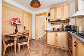 Zasypane House by Renters Prestige