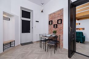 Studio Joselewicza Cracow by Renters