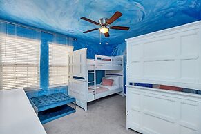 Perfect Location, Beautiful and Spacious 8BD Home, Free Waterpark! #8s