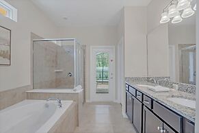 Perfect Location, Beautiful and Spacious 8BD Home, Free Waterpark! #8s