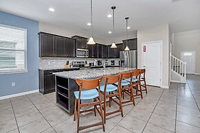 Perfect Location, Beautiful and Spacious 8BD Home, Free Waterpark! #8s