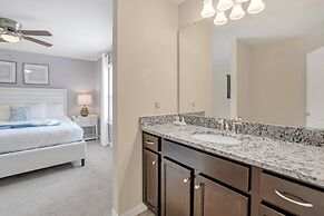 Perfect Location, Beautiful and Spacious 8BD Home, Free Waterpark! #8s