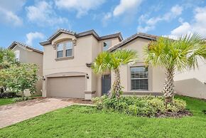 Perfect Location, Beautiful and Spacious 8BD Home, Free Waterpark! #8s