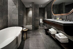 Muir, a Luxury Collection Hotel, Halifax