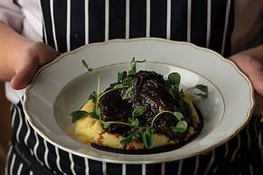 Muir, a Luxury Collection Hotel, Halifax