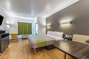 Studio 6 New Braunfels, TX