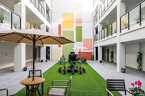 Sunrise Garden Suites