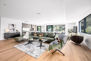 Sunrise Garden Suites