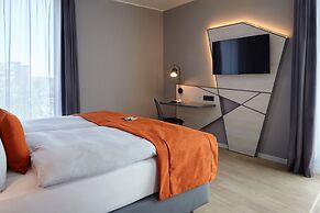 Holiday Inn - the niu, Hub Dusseldorf Messe by IHG