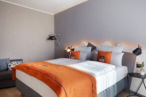 Holiday Inn - the niu, Hub Dusseldorf Messe by IHG