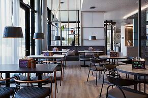 Holiday Inn - the niu, Hub Dusseldorf Messe by IHG