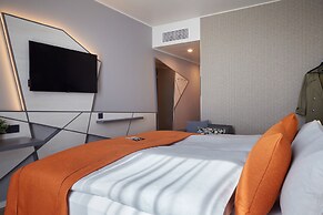 Holiday Inn - the niu, Hub Dusseldorf Messe by IHG