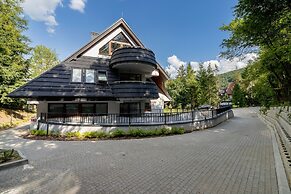 Bogdanskiego Residence by Renters