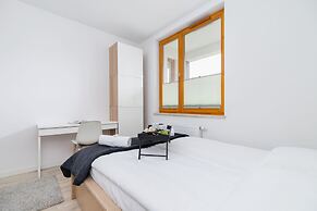 Apartment Romanowicza Cracow by Renters