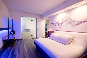 Yotel Miami