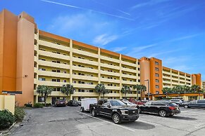 Surf Dweller 610 is a Stunning Gulf Front 2 BR - sleep 6 by RedAwning