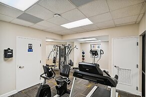 Surf Dweller 610 is a Stunning Gulf Front 2 BR - sleep 6 by RedAwning