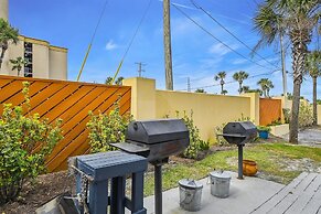 Surf Dweller 610 is a Stunning Gulf Front 2 BR - sleep 6 by RedAwning