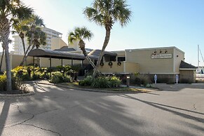 SPC 1136 is a Beachside 2 BR That is Pet Friendly by Redawning