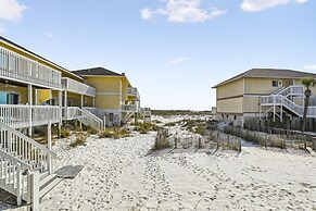 SPC 1136 is a Beachside 2 BR That is Pet Friendly by Redawning