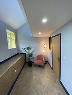 Aaron Wise - 51 Fitzhamon