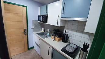 Aaron Wise - 51 Fitzhamon