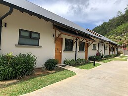 Paradise Chalets Yoga & Wellness