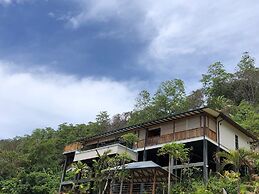 Paradise Chalets Yoga & Wellness