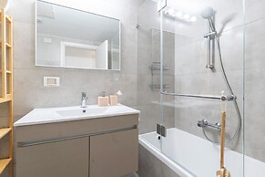 Modern Comfort Escape by Sea N' Rent