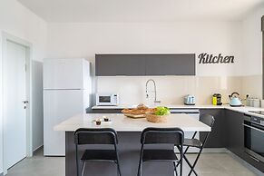 Modern Comfort Escape by Sea N' Rent