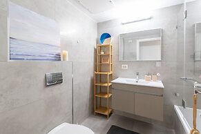 Modern Comfort Escape by Sea N' Rent