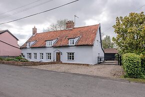 Lavender Cottage, Middleton