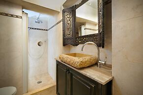 Leoni Suite by Mmega