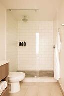 Flow Fort Lauderdale Hotel