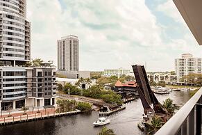 Flow Fort Lauderdale Hotel