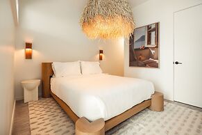 Flow Fort Lauderdale Hotel